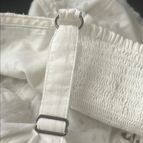 Urban Outfitters, Women’s Size Large White Eyelet floral Tank Top - Picture 7 of 7